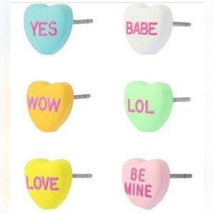 Betsey Johnson
Sweetheart 6 Single Stud Earring Set